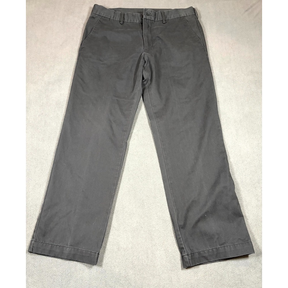 Haggar Chino Pants Men's 34x30 Gray Regular Fit Flat Front Stretch Straight Leg
